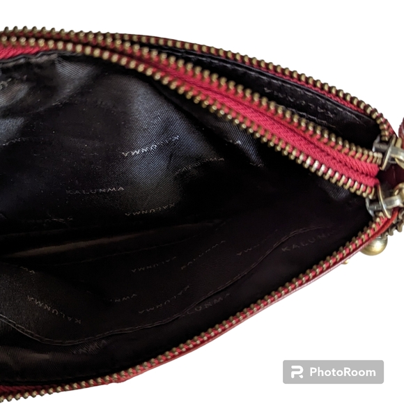 Red Smooth Oil Rich Leather Crossbody Purse Zip Top Multiple Pockets Sunflower - Picture 11 of 16